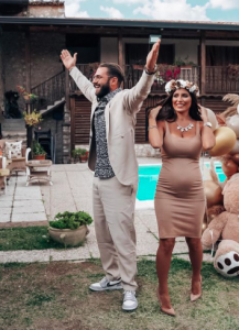 “Boy or girl?” Alessia Macari svela il sesso del 1° figlio