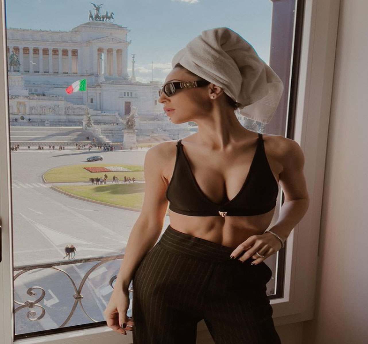 Ritorna Anna Tatangelo su Canale 5-1